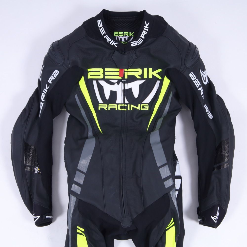 返品可◇58◇未使用/最新規格MFJ公認 LS1-171334-N-BK レザーツナギ 本 