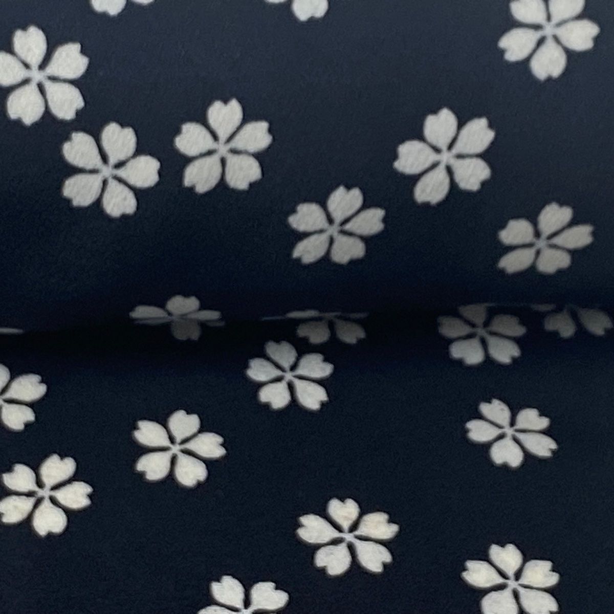 反物 美品 名品 小紋 千子ごのみ 桜 黒 正絹 【中古】 - メルカリ 