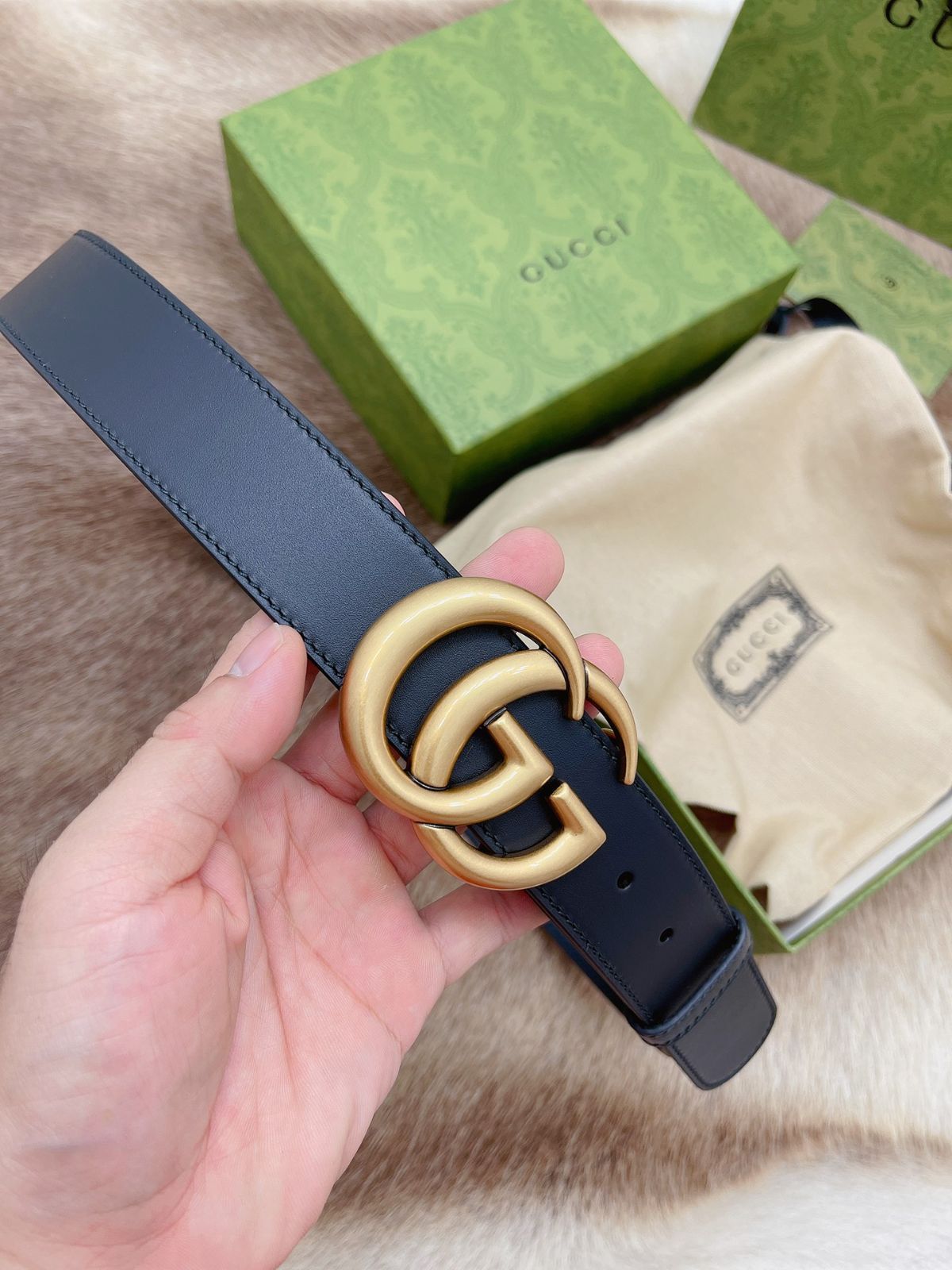 今日特価】Gucci Double G 2.0cm 本革ベルト-2 - メルカリ