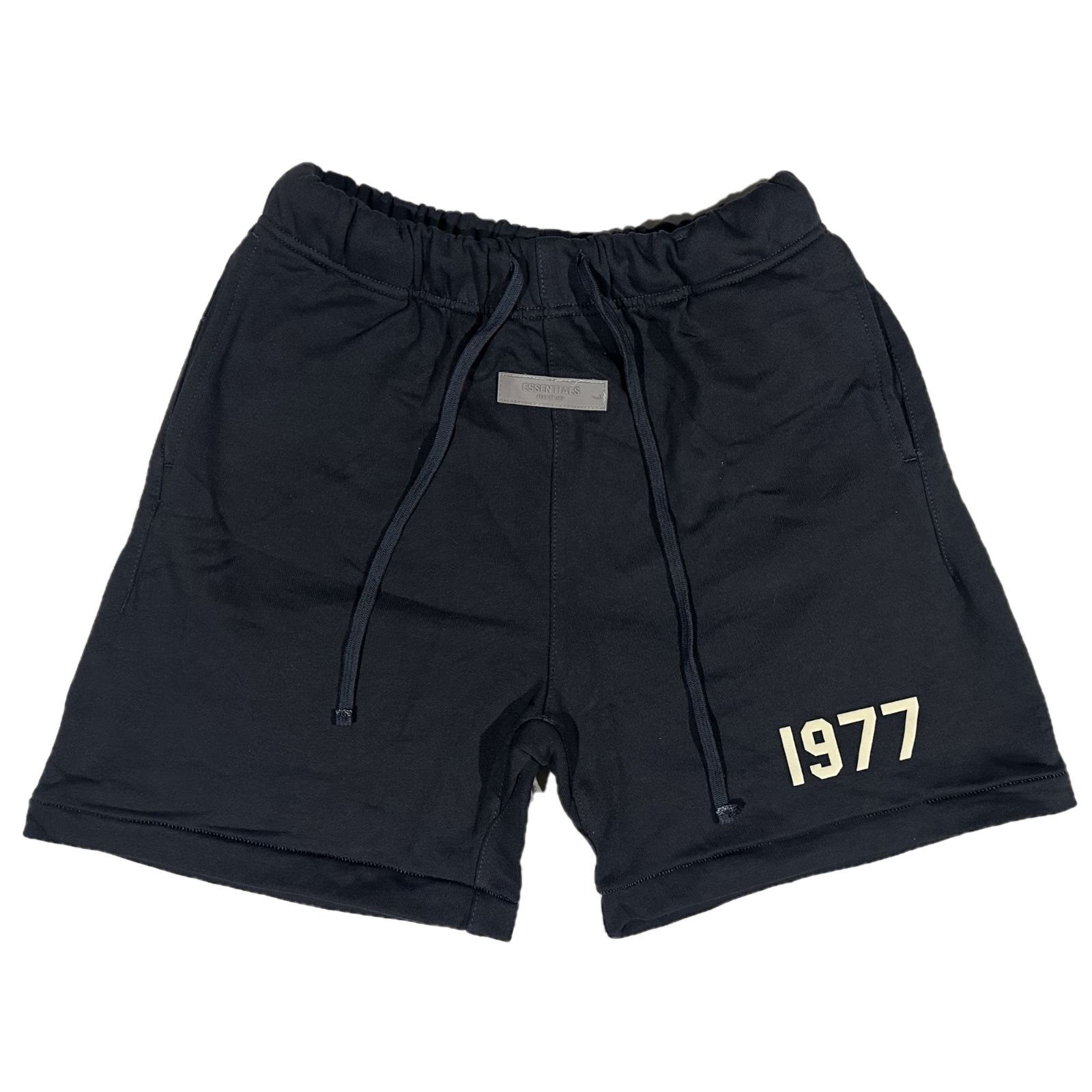 Fog Essentials ショーツハーフパンツ　ブラック　黒　ロゴ 1977 FOG エッセンシャルズ 1977ロゴ ハーフパンツ ブラック - メルカリ
