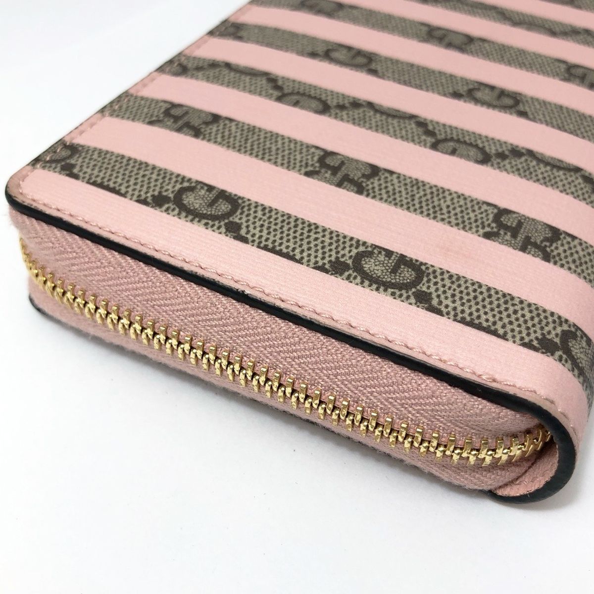 中古】 グッチ 長財布 レディース ピンク GGスプリーム