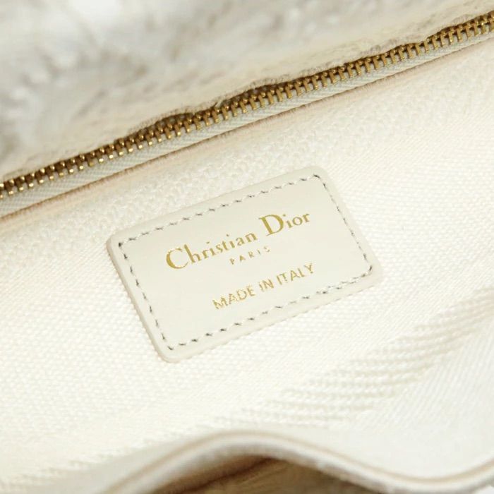 クリスチャンディオール Christian Dior レディー ディオール D-LITE