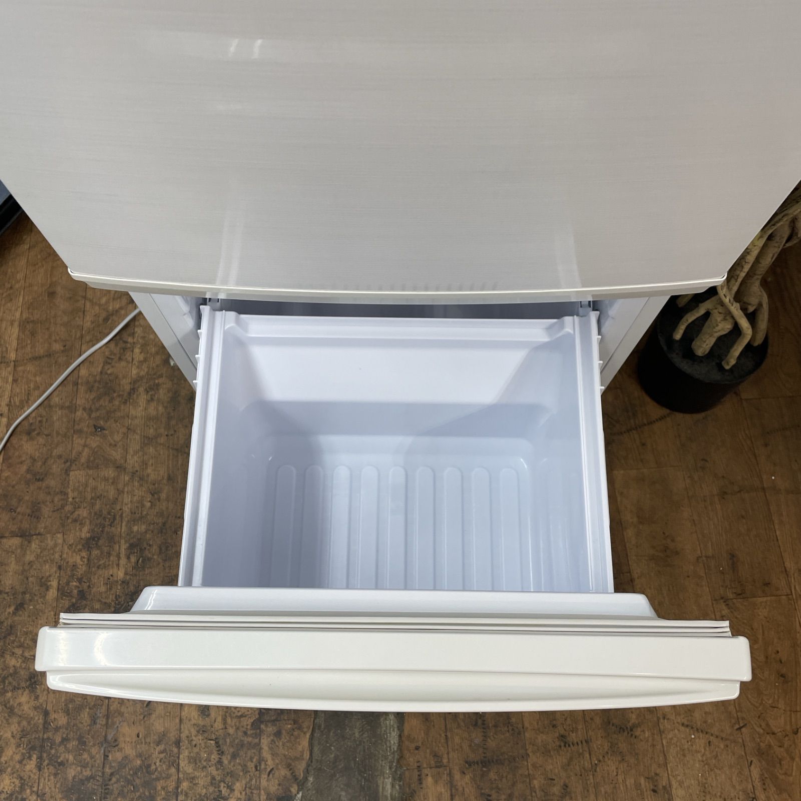 C7607□2024年製☆展示未使用品☆三菱 冷蔵庫 グレー 大型 自動