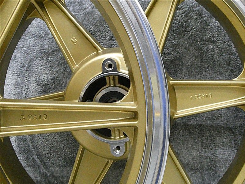 ナインキャスト ZR400C