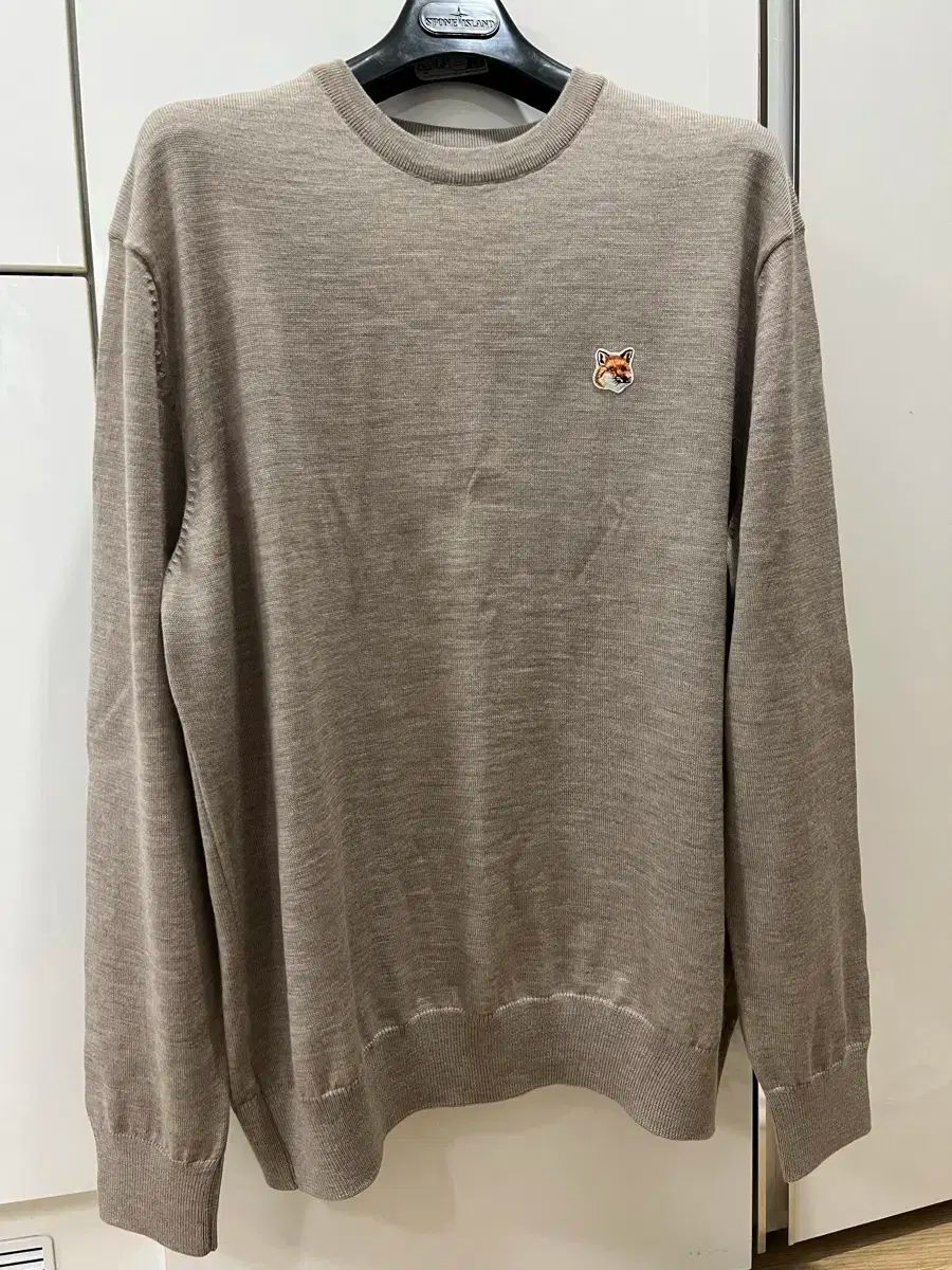 23fw Maison Kitsuné(メゾンキツネ) ニット セーター 新品