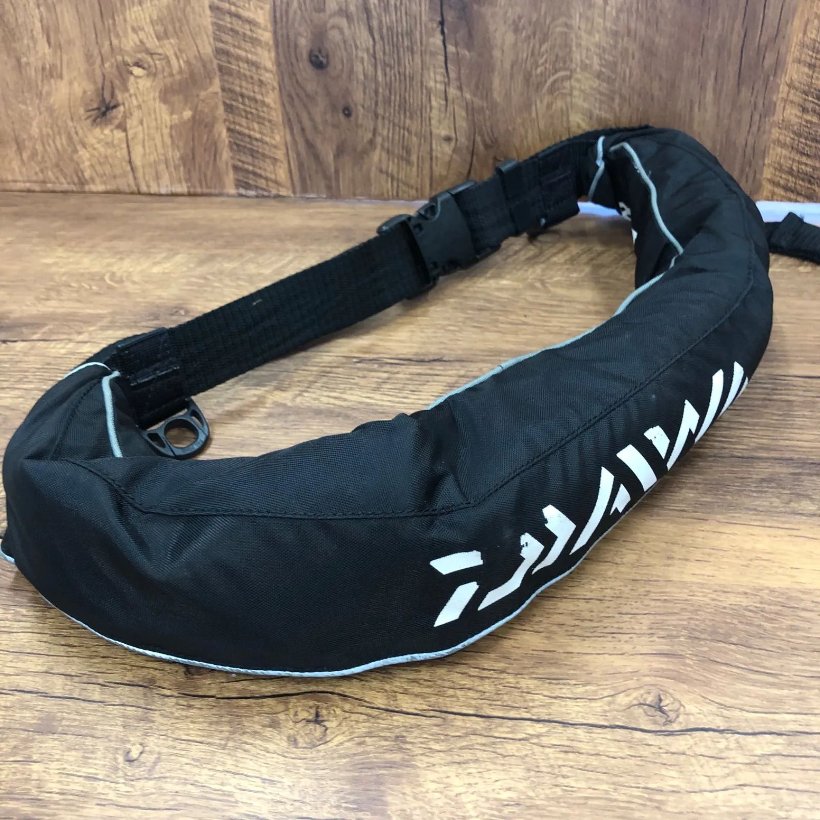 ダイワ DAIWA ライフジャケット DF2203
