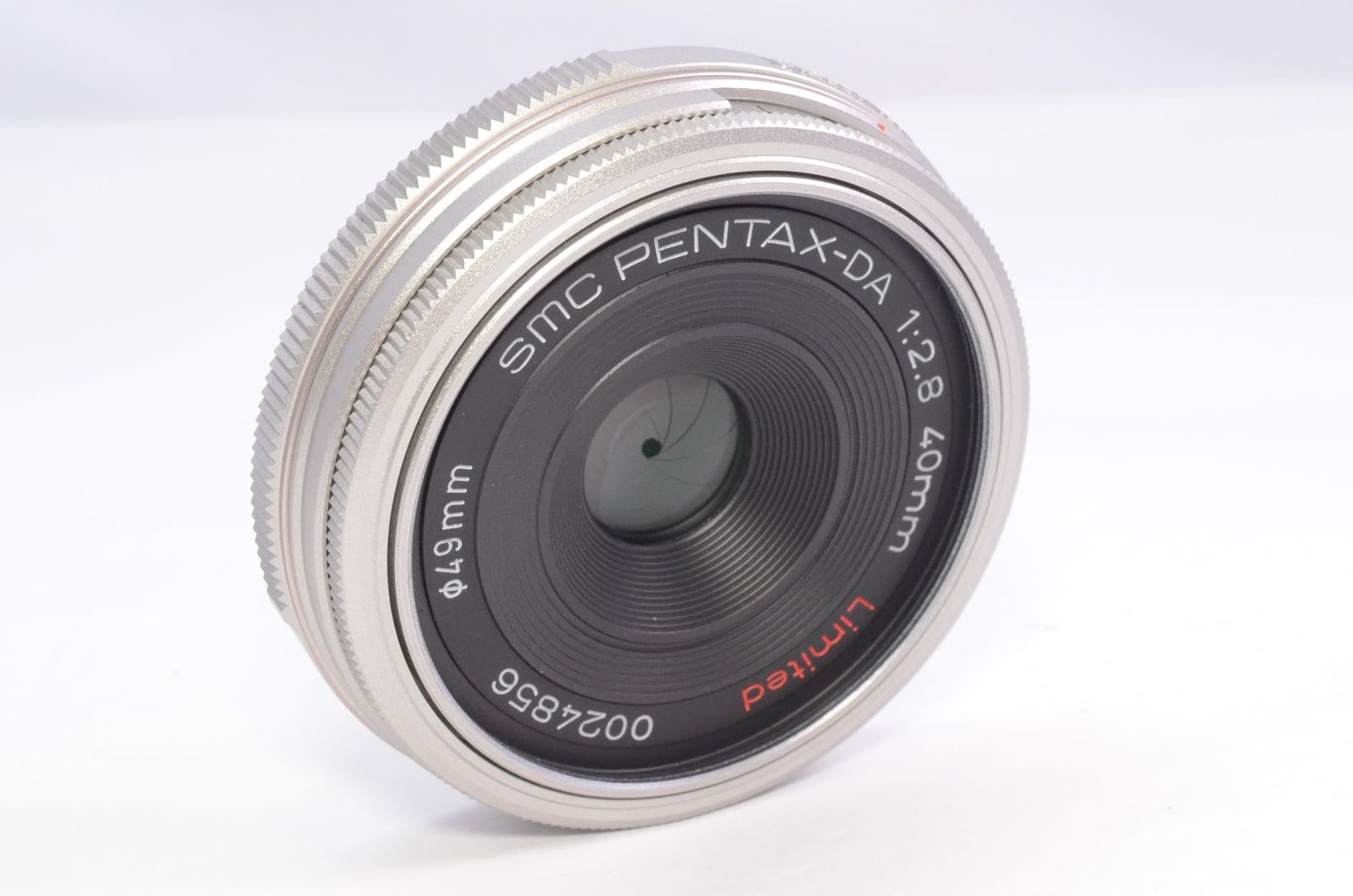 (未使用･未開封品)　PENTAX パンケーキレンズ DA40mmF2.8 Limited Silver(ケース・フード付) DA40F2.8SILVER tu1jdyt Amazon | PENTAX パンケーキレンズ DA40mmF2.8 Limited Silver