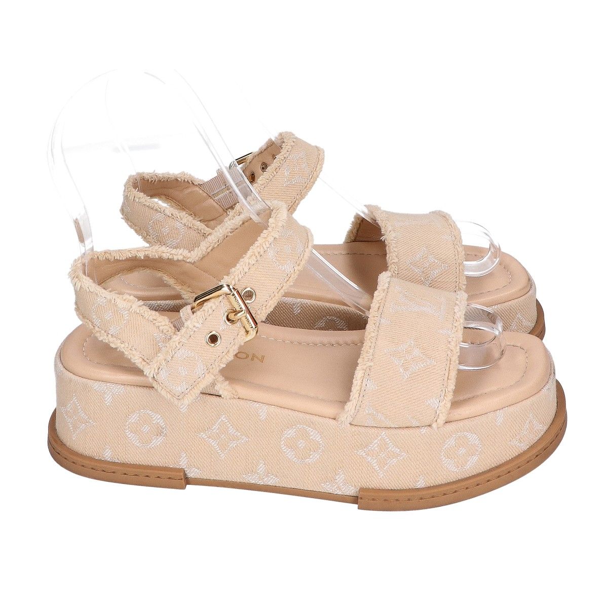 プラットフォーム