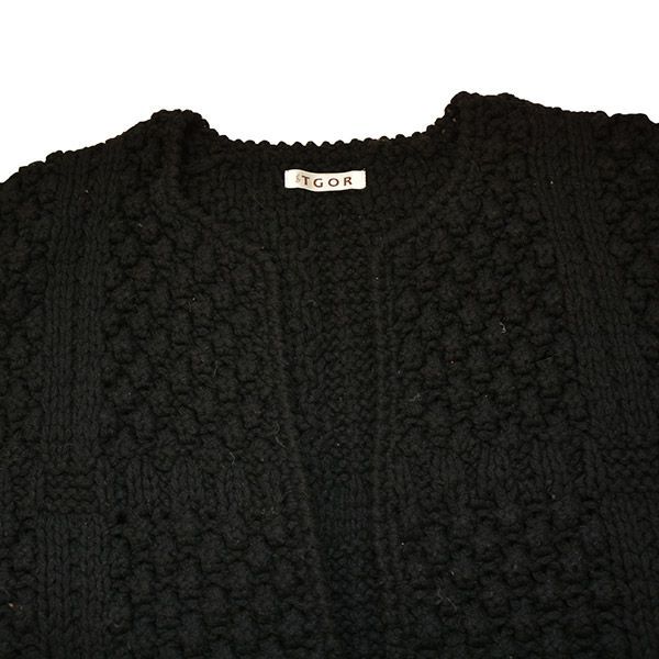 TGOR ニットベスト - メルカリ