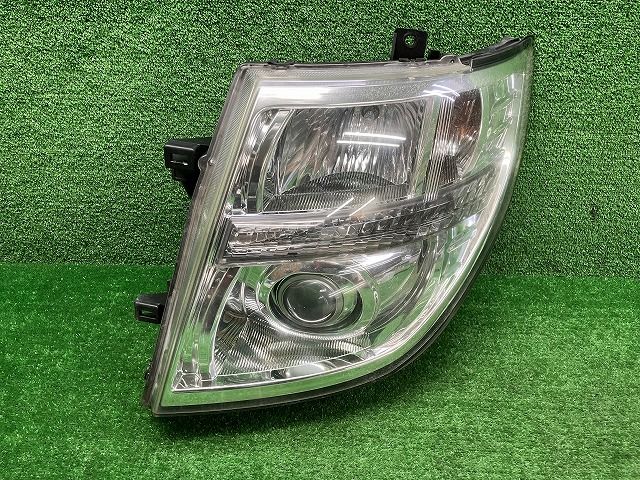 日産 エルグランドE51 NE51 MNE51中期 後期HIDヘッドライト 左右