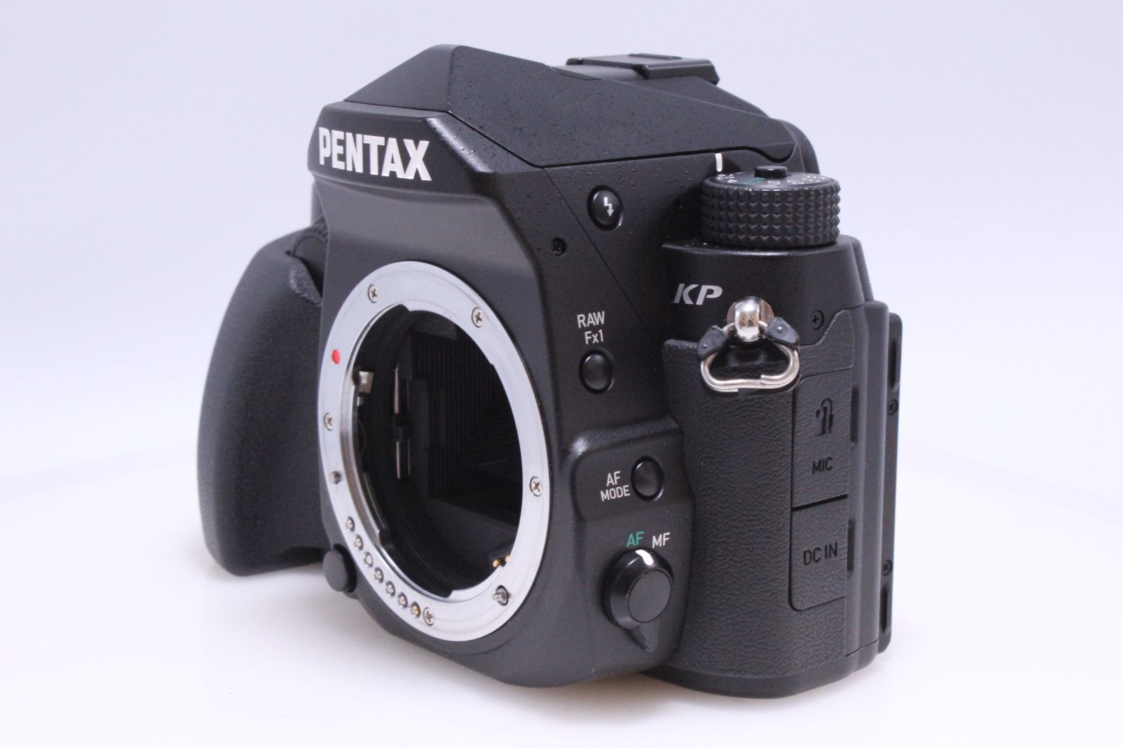  PENTAX KP ボディ ブラック 防塵 防滴 10℃耐寒 アウトドア 5軸5段手ぶれ補正 BODY BLACK 16020 デジタル一眼レフカメラ デジタル一眼レフ デジタルカメラ