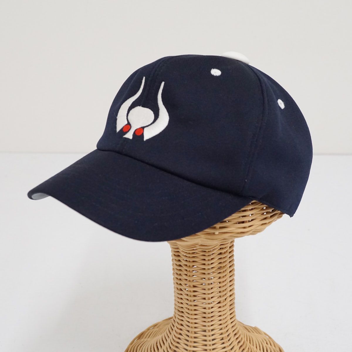 大阪近鉄バファローズ キャップ USED美品 岡本太郎 猛牛 56