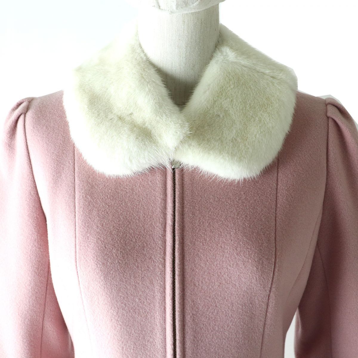 極美品△正規品 Rene ルネ 6638010 パールホワイトミンクファーティ 