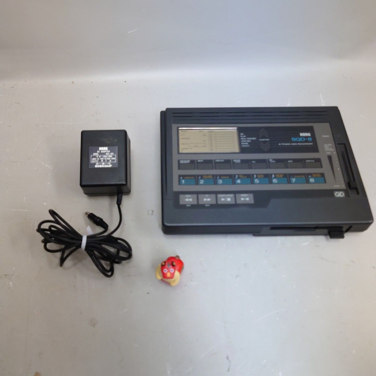 KORG SQD-8 MIDIシーケンサー QDディスクレコーダー 純正アダプター付き 送料無料 コルグ 動作品 z-2277