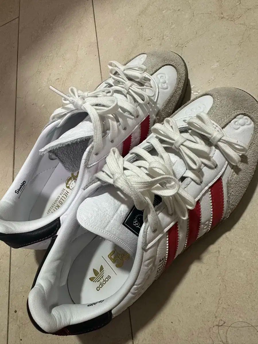 adidas アディダス こんにちは キティ 240