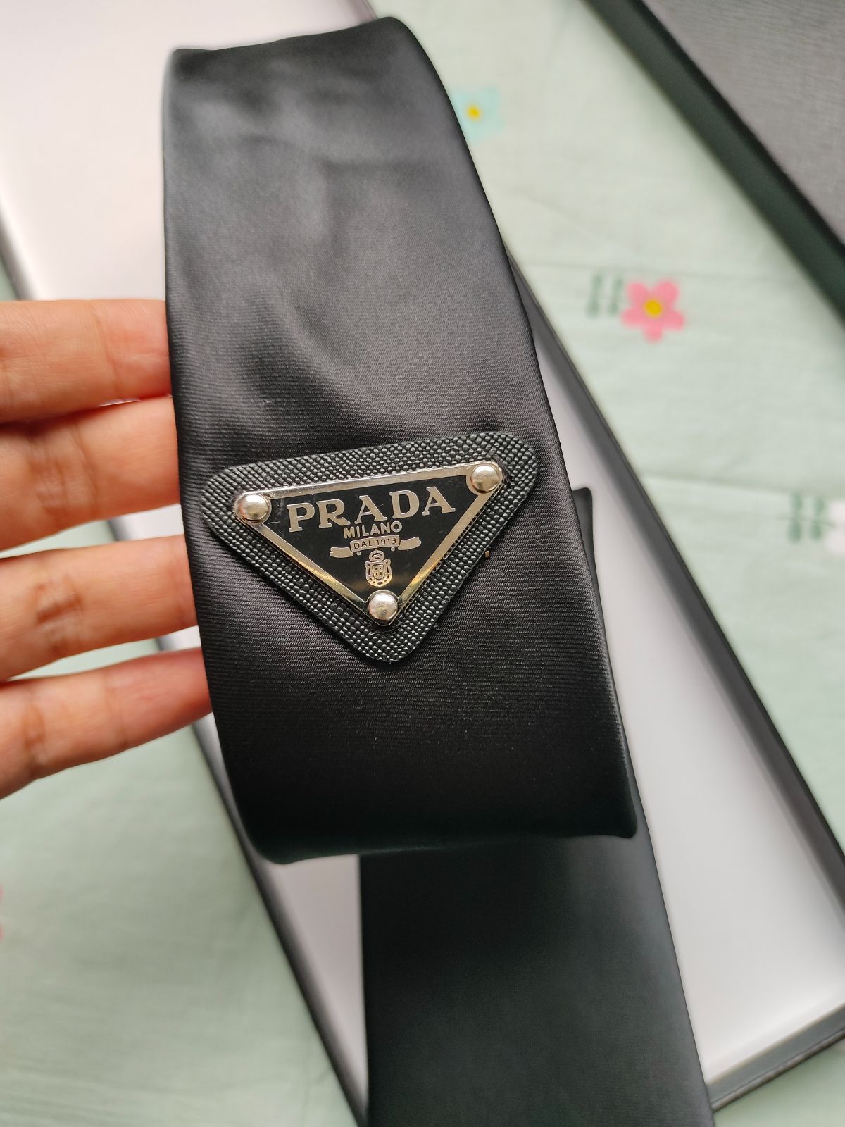 ★大人気★PRADA　プラダ ネクタイ★新品★箱付き