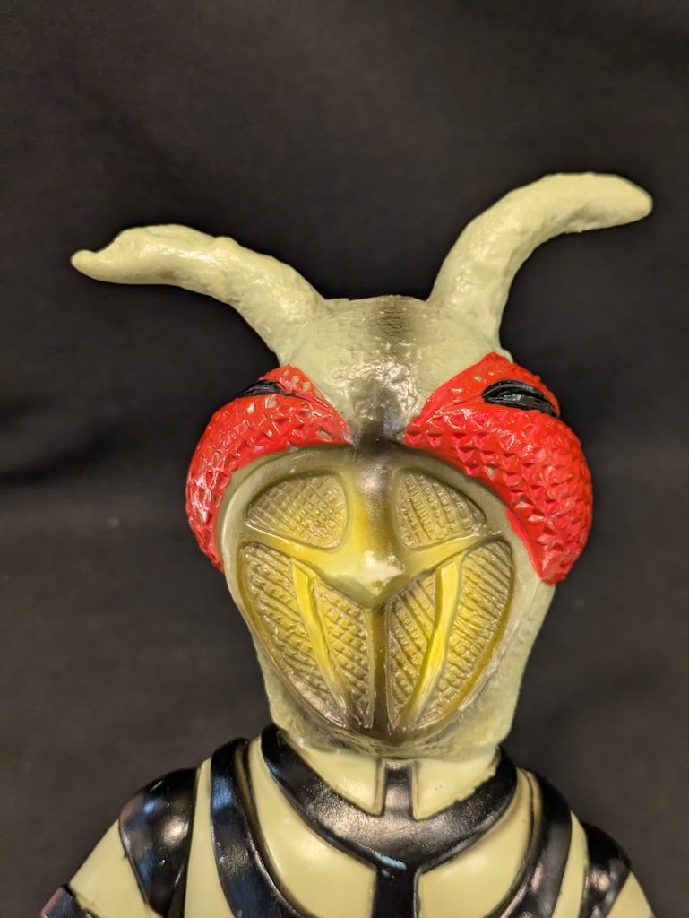 ソフビ カマキリ男