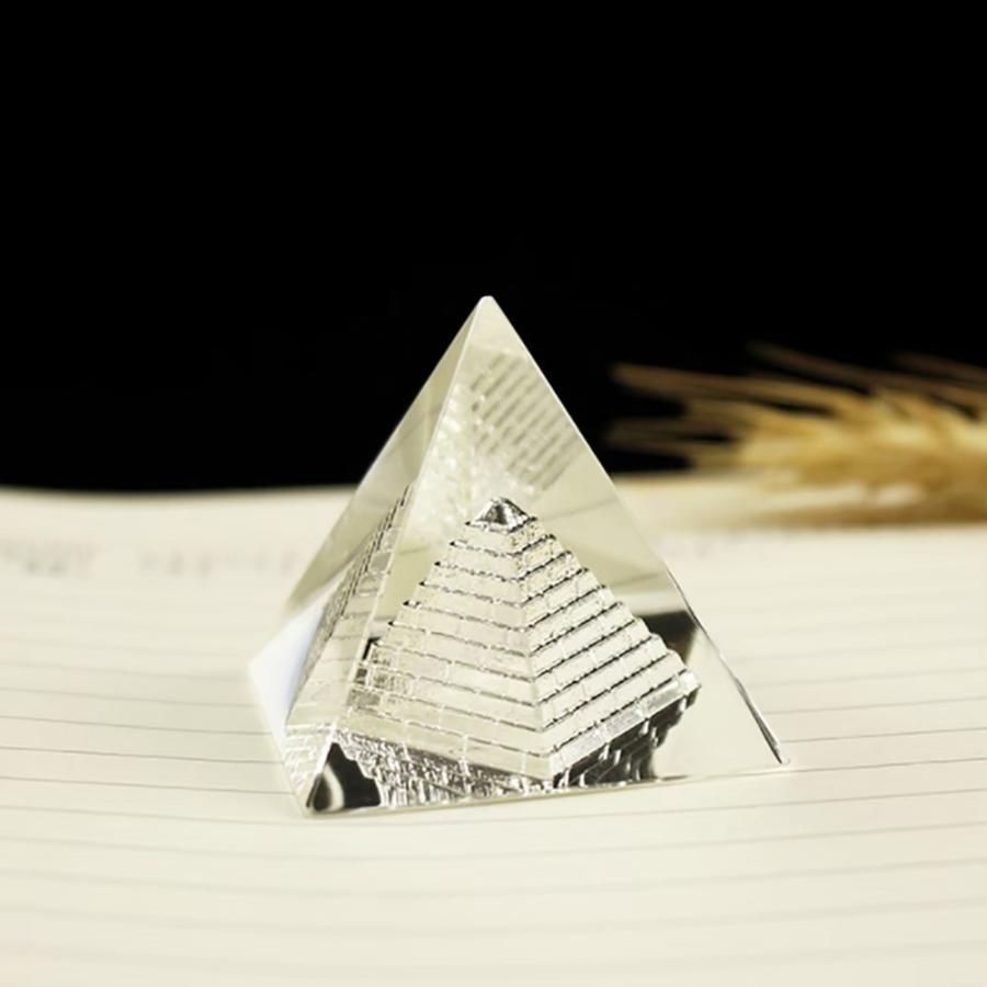 風水 置物 彫りピラミッド エジプト 4cm ストーン チャクラ 幸運 パワー 三角 三角形 癒し 浄化 パワースポット マイナスイオン スピリチュアル 健康 開運