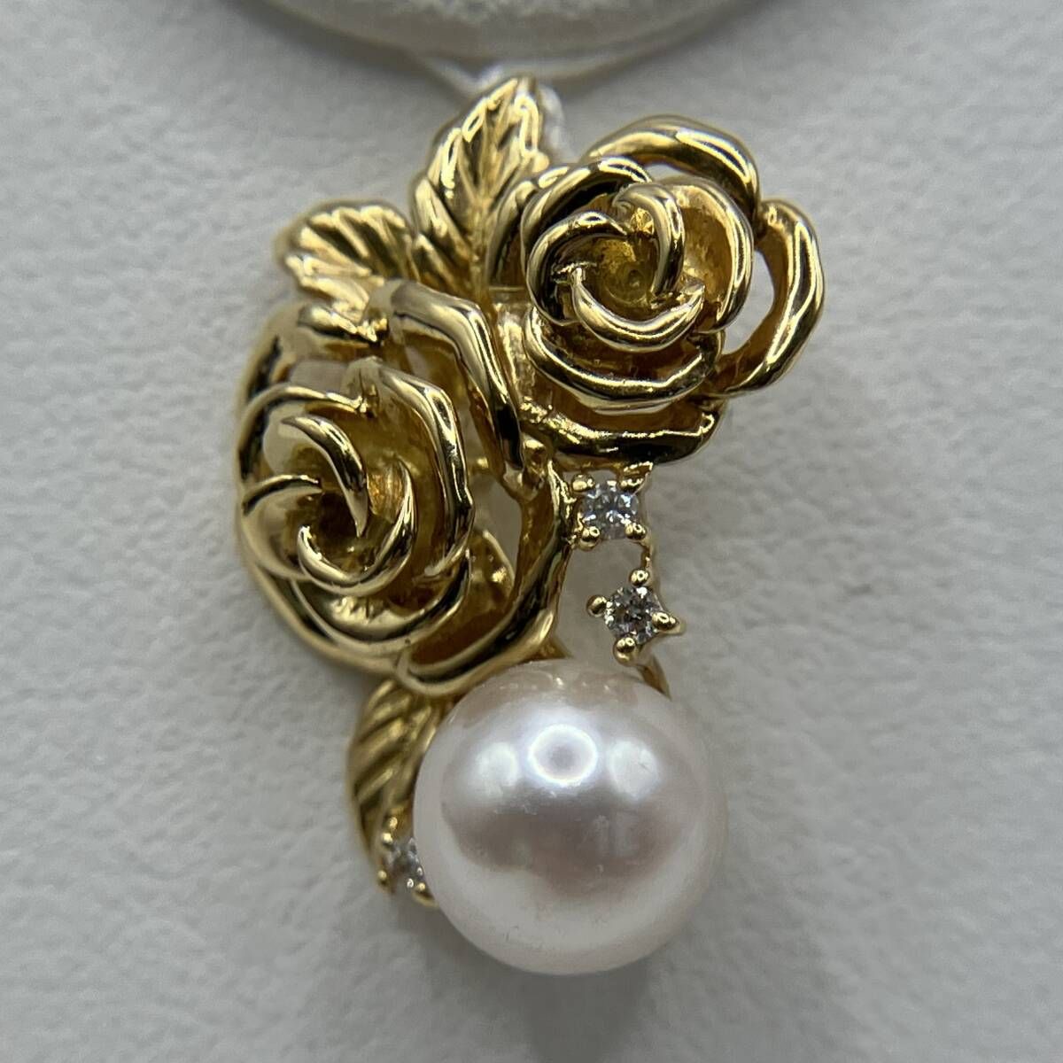 K18 18金 イエローゴールド D0.03の刻印あり 総重量約 3.6g チャーム ペンダントトップ ローズモチーフ 薔薇 本体のみ