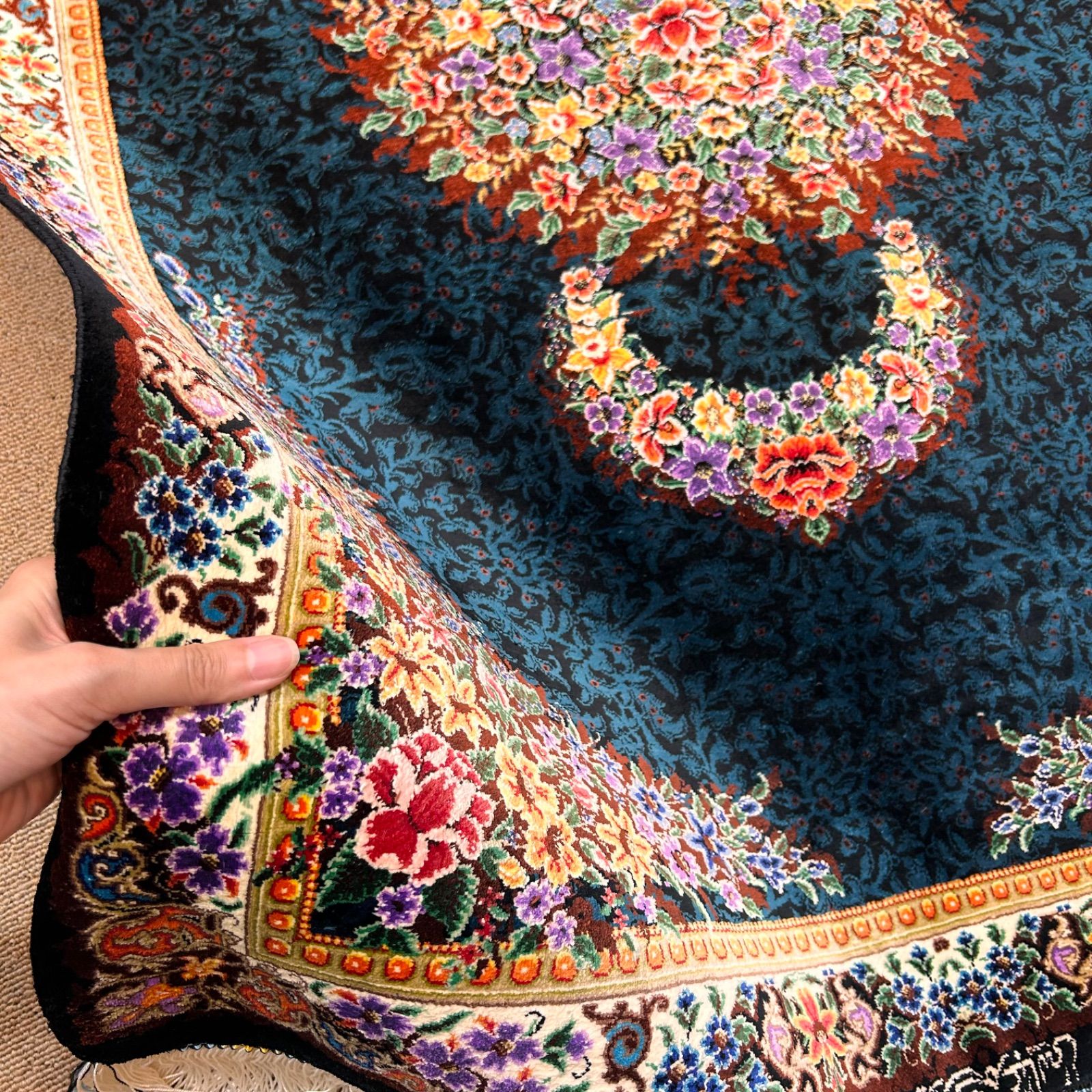 ペルシャ絨毯 クム産 ラグ フリンジ付き ペルシャ絨毯クム産サマディ