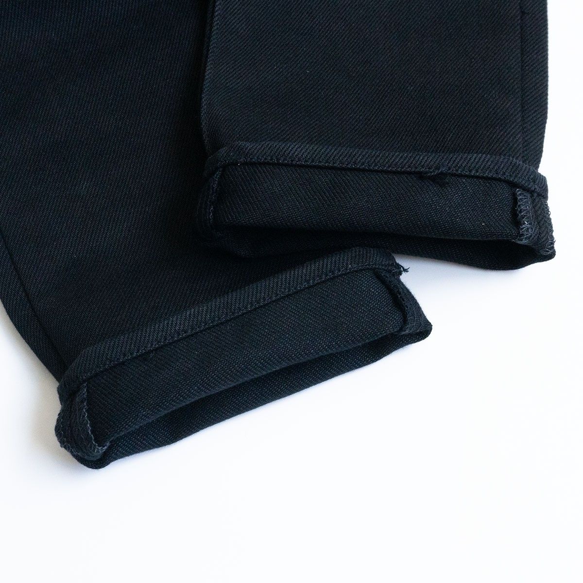 美品】IRON HEART【9555Z 黒鎧 極厚 21oz スーパースリム