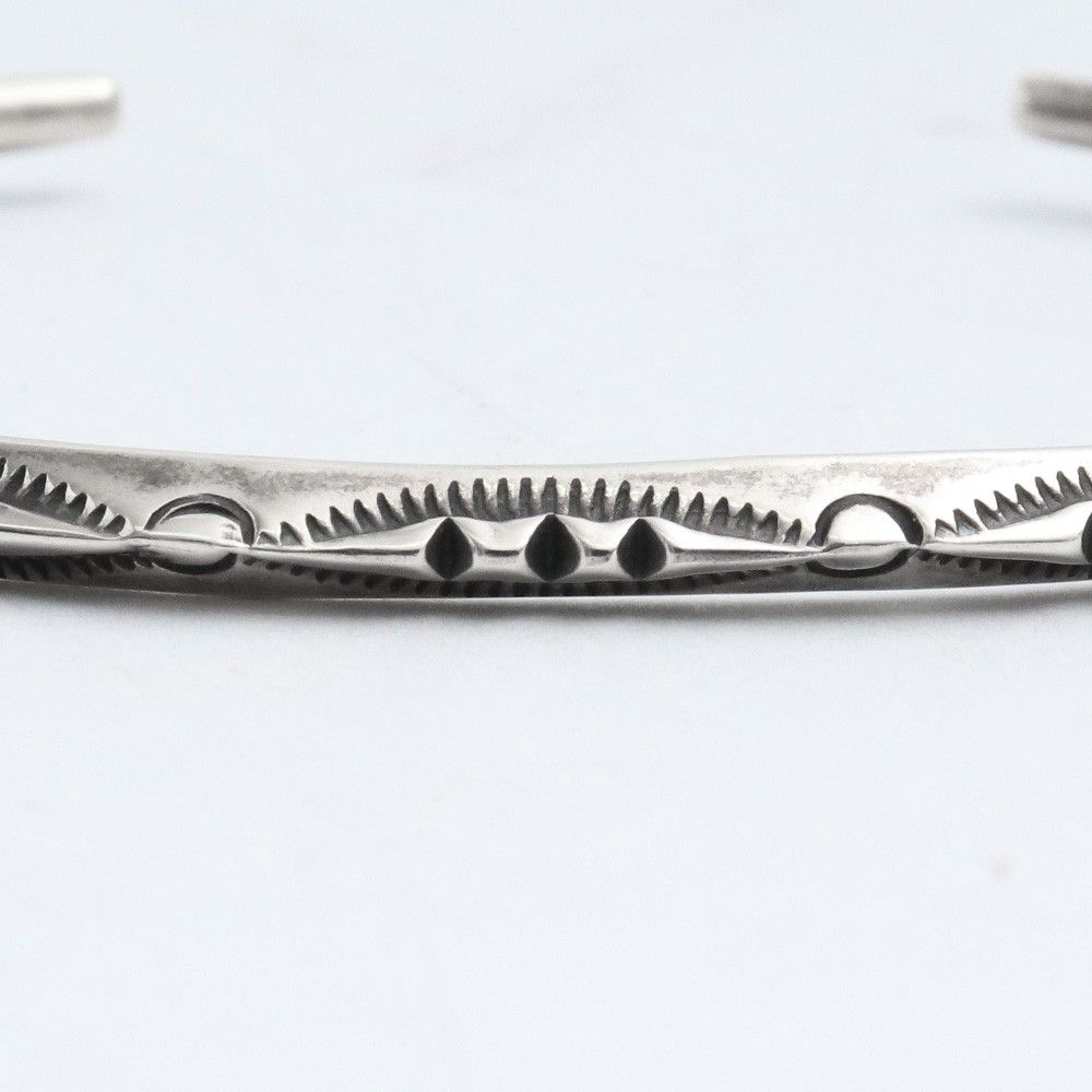 LARRY SMITH EXTRA THIN TRIANGLE BANGLE 3POINT - メルカリ