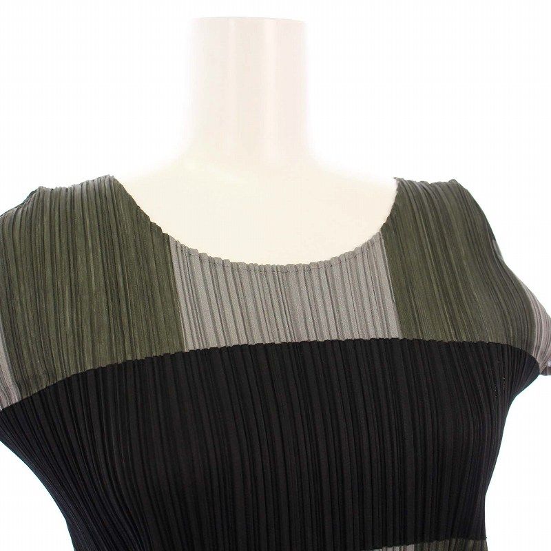PLEATS PLEASE プリーツプリーズ　半袖　カットソー　Tシャツ PLEATS PLEASE(プリーツプリーズ) 半袖カットソーPP63-JK204