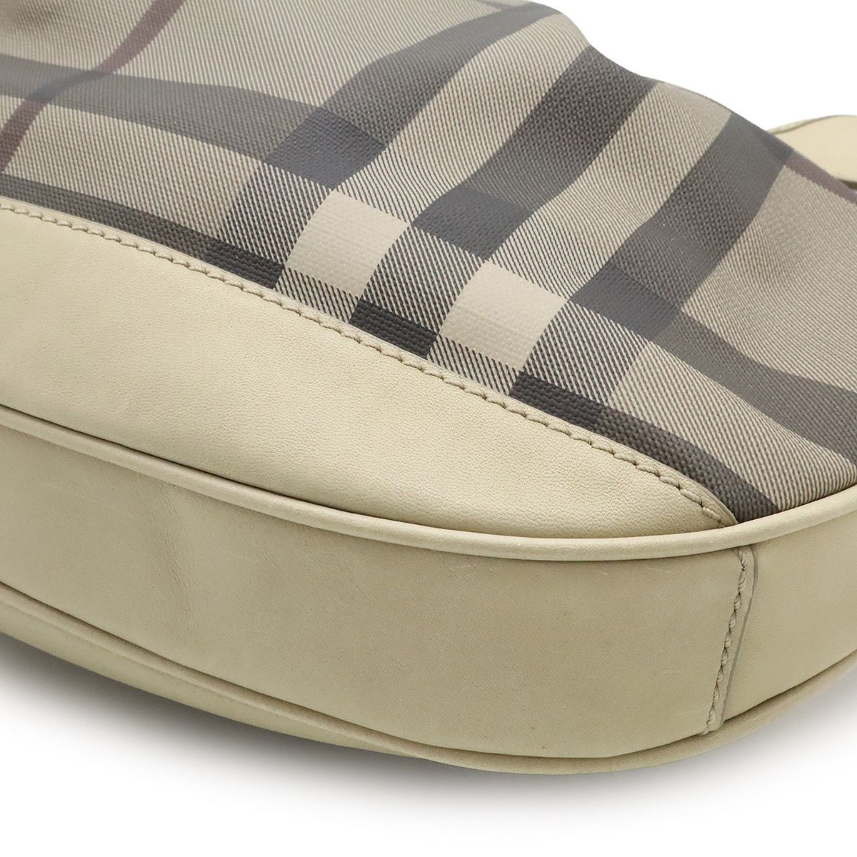 BURBERRY バーバリー チェック柄 ショルダーバッグ ワン