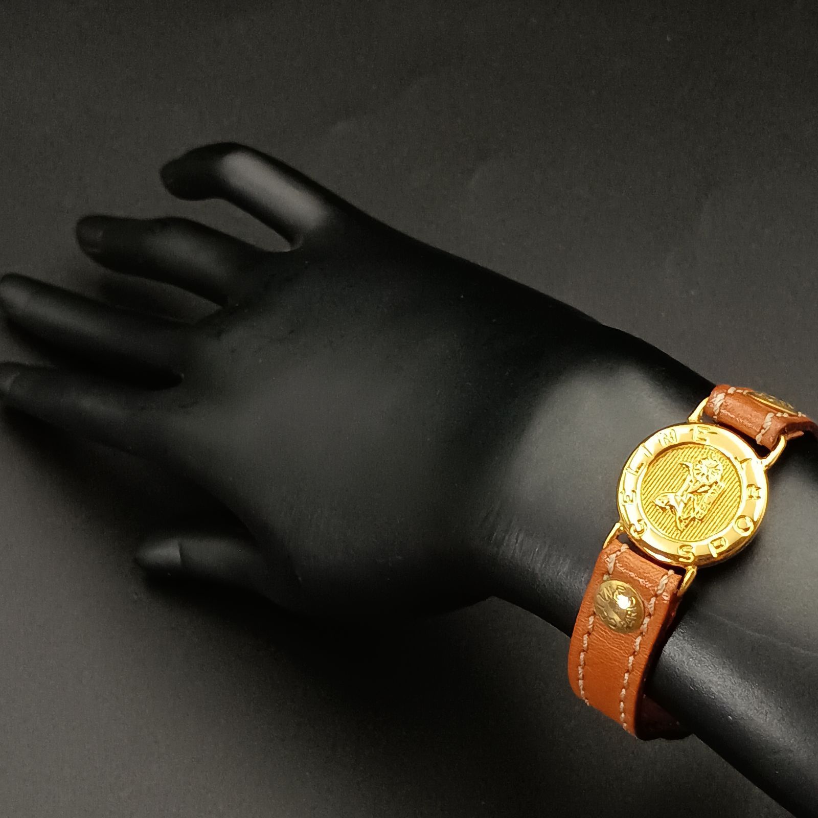 CELINE セリーヌ レザーブレスレット 馬車 ゴールド ヴィンテージ