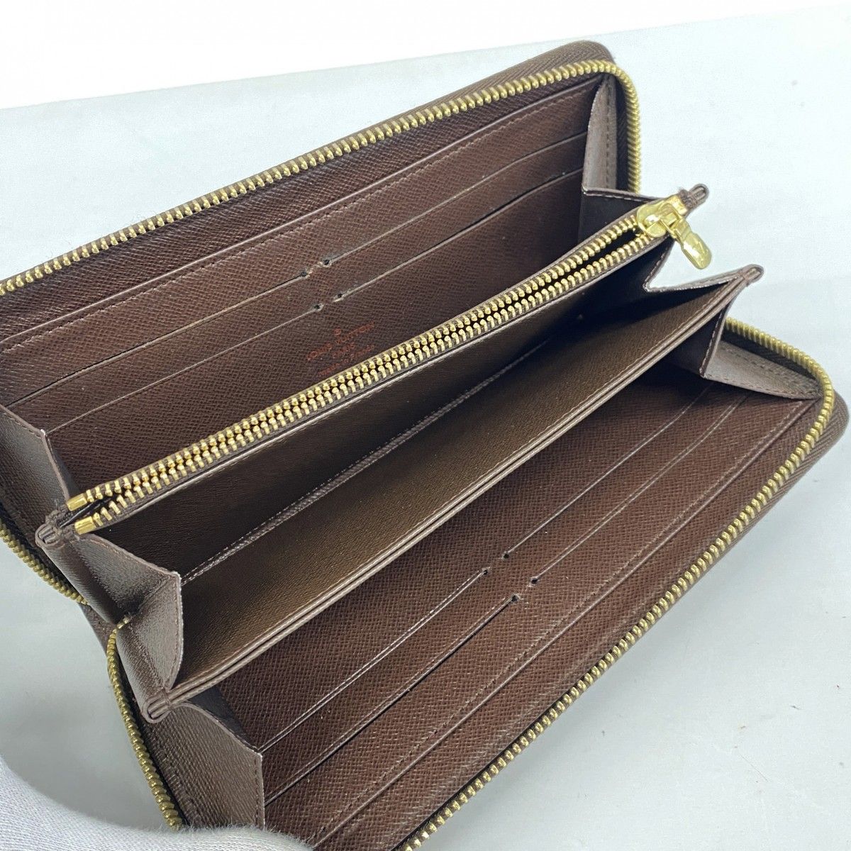 美品✨ルイヴィトン ダミエエベヌ ジッピーパース ラウンドファスナー 袋付 LOUIS VUITTON（ルイ・ヴィトン） コインケース ダミエ ジッピー