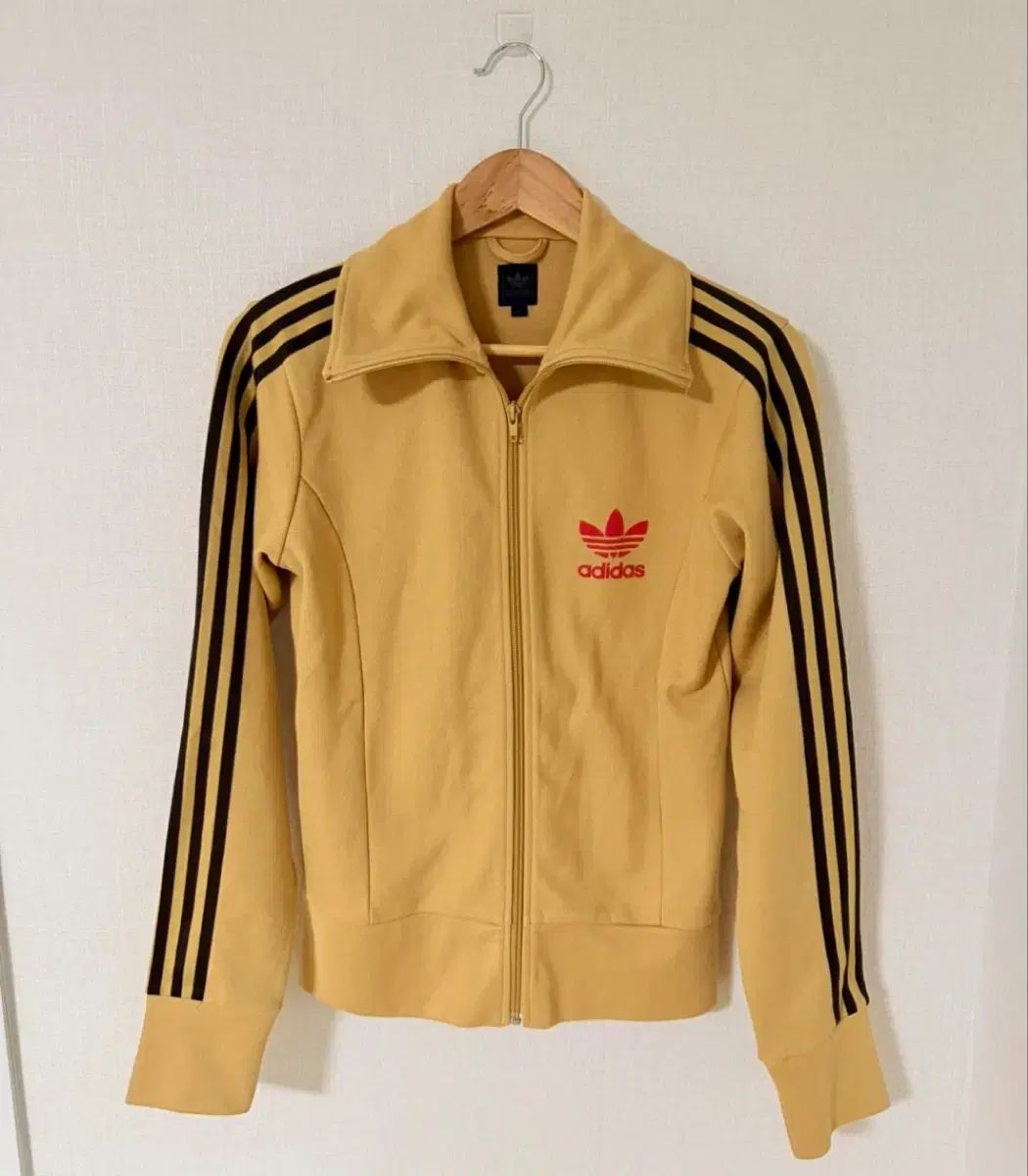 adidas アディダス ピーナッツ ジャージ