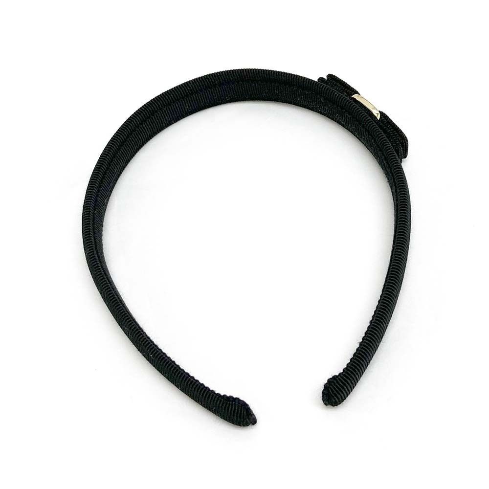 Salvatore Ferragamo ブラックヘアバンド　カチューシャ 新品 Salvatore Ferragamo サルヴァトーレフェラガモ 34 1689