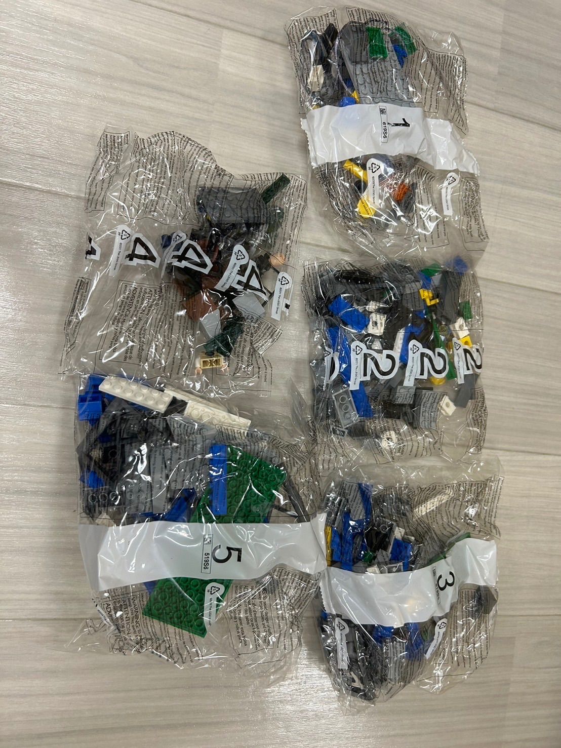 ミナコ LEGO 75919 ジュラシックワールド インドミナスレックスの脱走
