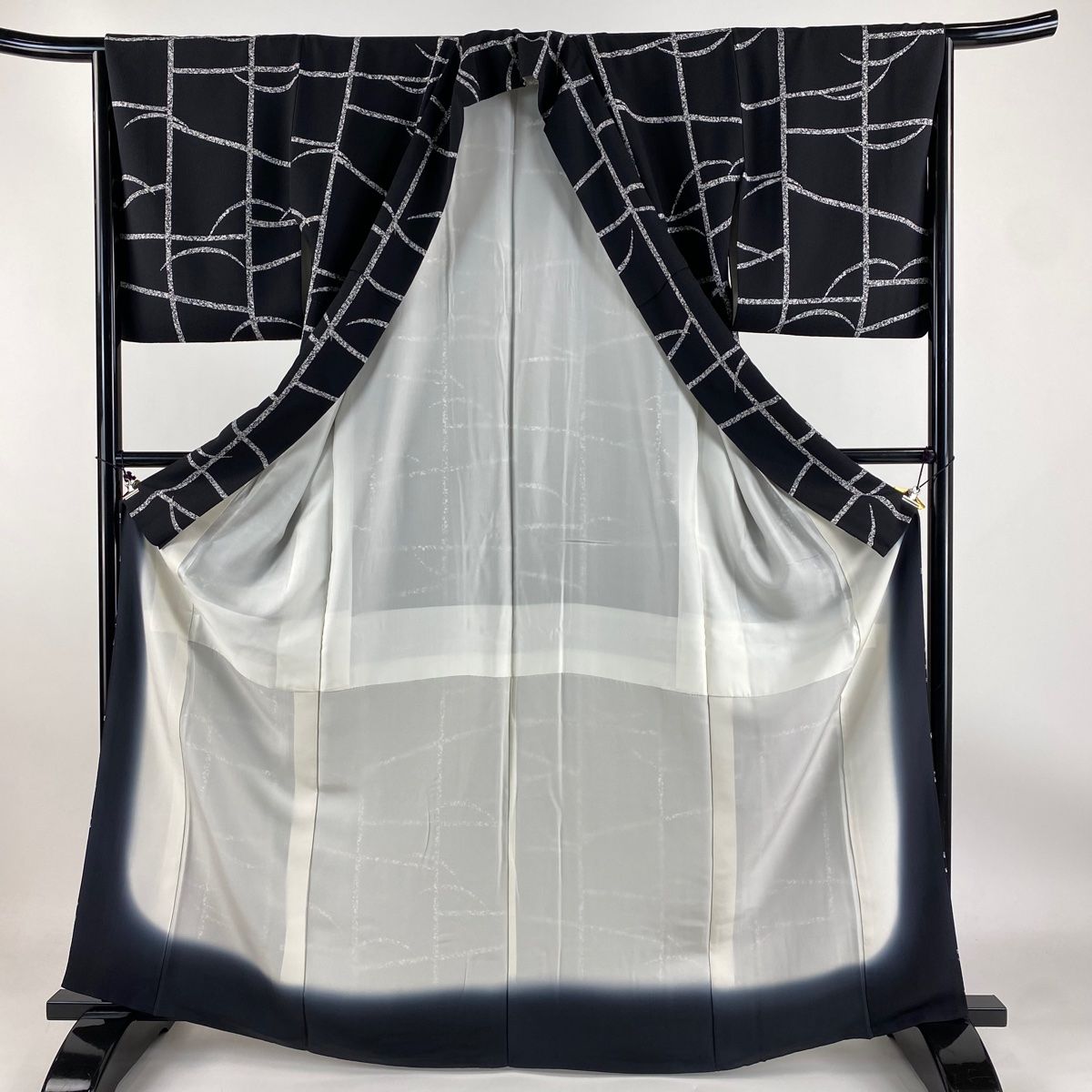 極美品　正絹　小紋　エビ柄　黒　着丈165 リサイクル着物】小紋 正絹 Sランク 身丈159cm 裄丈65cm 袷 濃紺