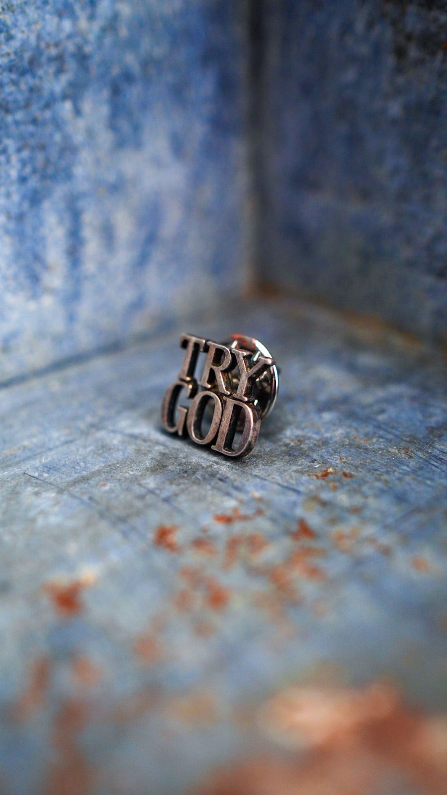 TIFFANY & Co. / GOD BLESS ピンバッチ　TRY GOD Vtg 1970s Tiffany & Co Sterling Gold Overlay TRY GOD Vermeil