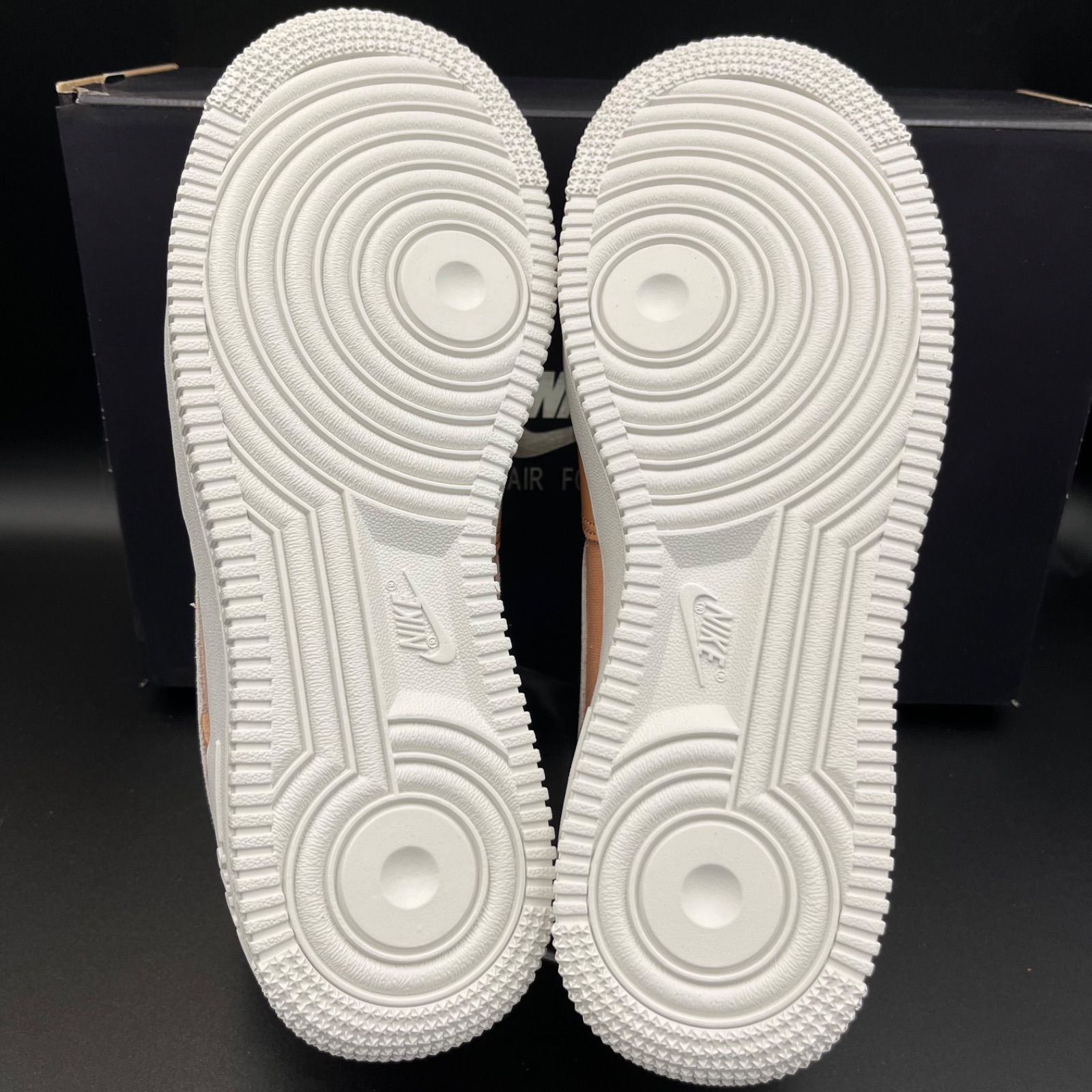 新品 24cm Nike Air Force 1 '07 LX NBHD 