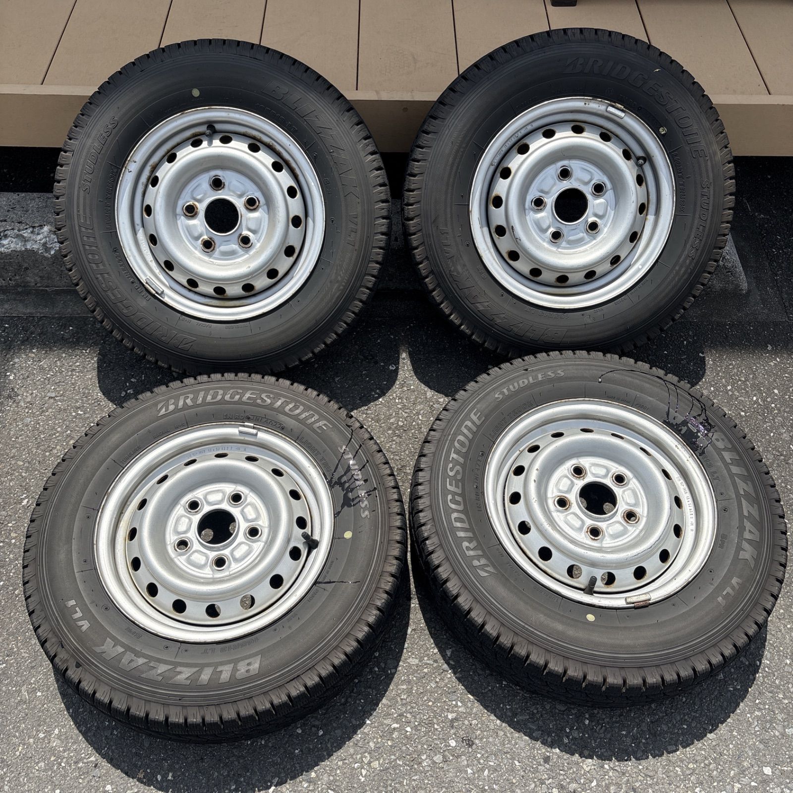 【超バリ溝】タウンエース スタッドレスタイヤ ホイールセット165R13 8P 送料無料！！バリ溝】トヨタ ライトエース タウンエース 純正