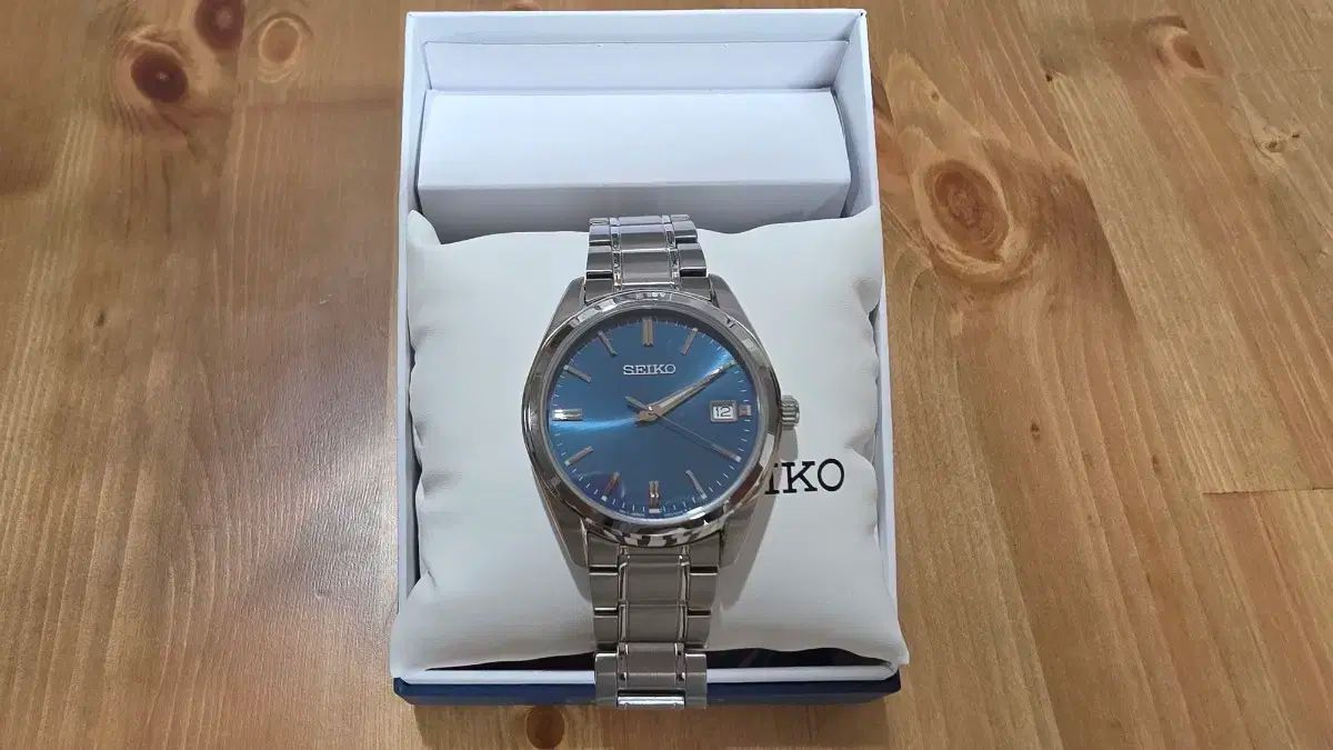 SEIKO セイコー クォーツ SUR525 ターコイズ ブルー