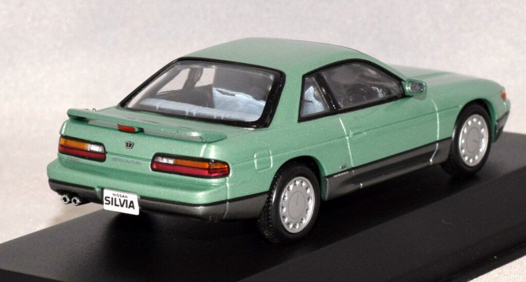 京商 1/43 ニッサン シルビア K&#39;s ライムグリーン K03706GR 完成品 Amazon | 京商 1/43 ニッサン シルビア K's ライムグリーン