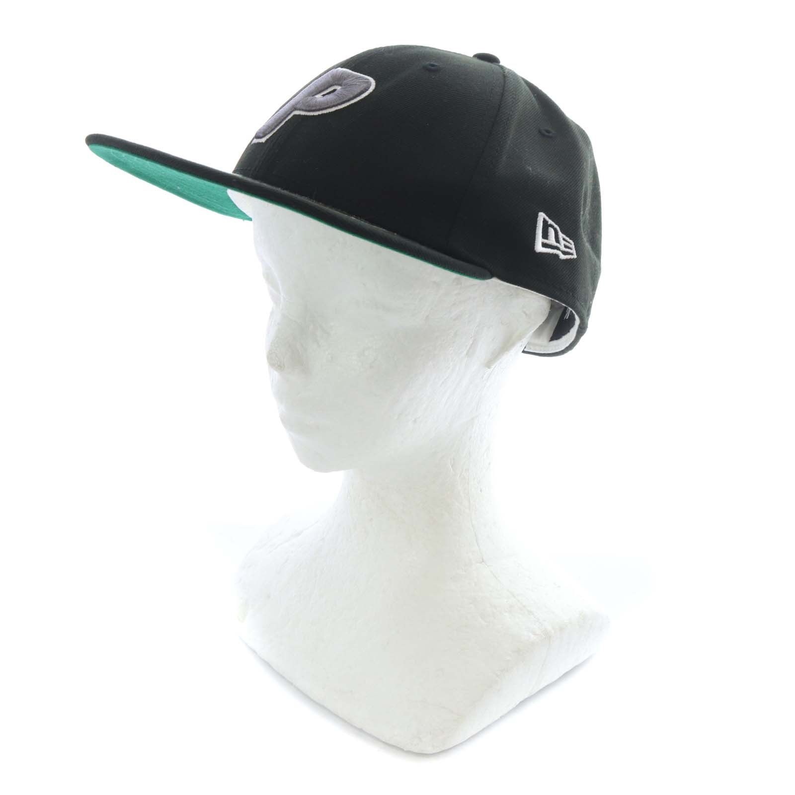 TAG Heuer スポーツサングラス ダークグレー/レッド（正規品） 2025年