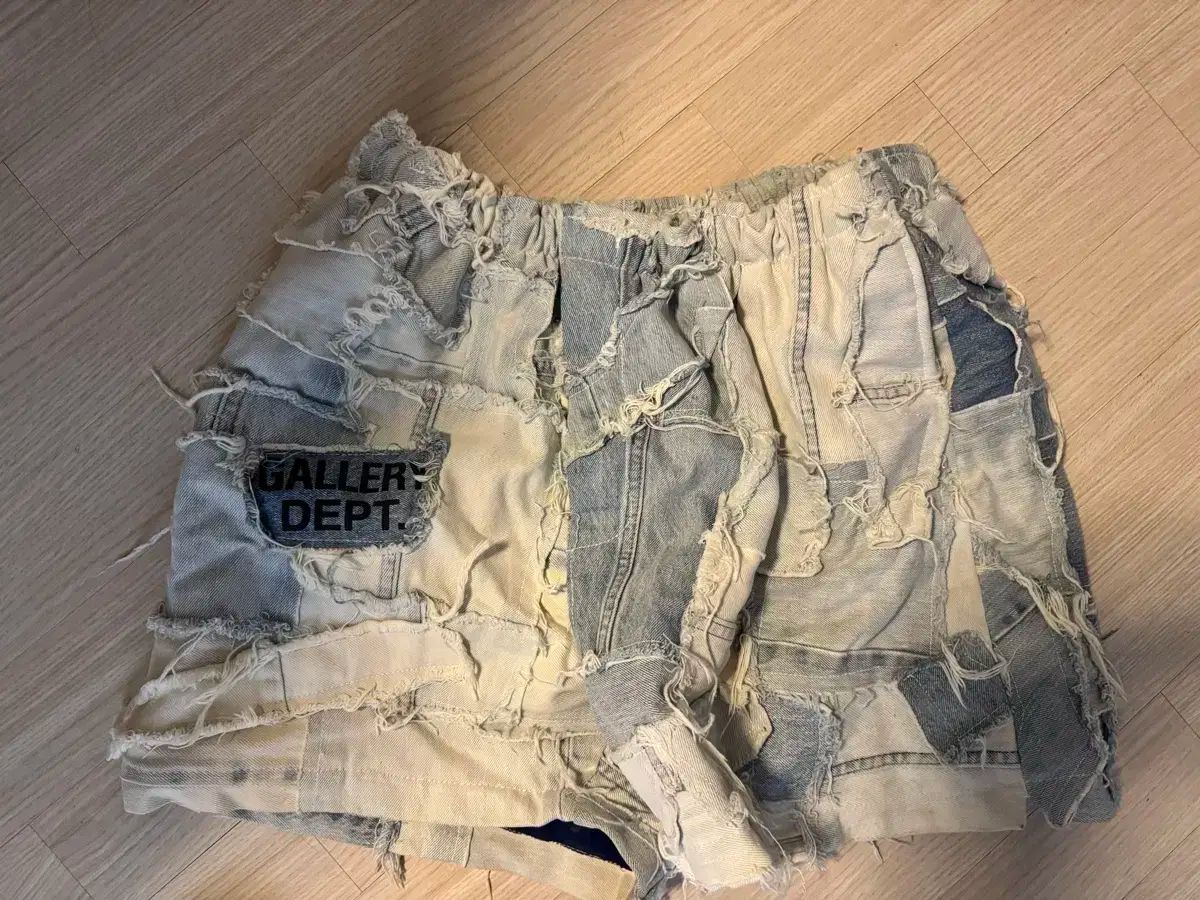 GALLERY DEPT. パッチワークショートパンツ GALLERY DEPT.☆関税込☆パッチワークデニムズマショーツ パンツ