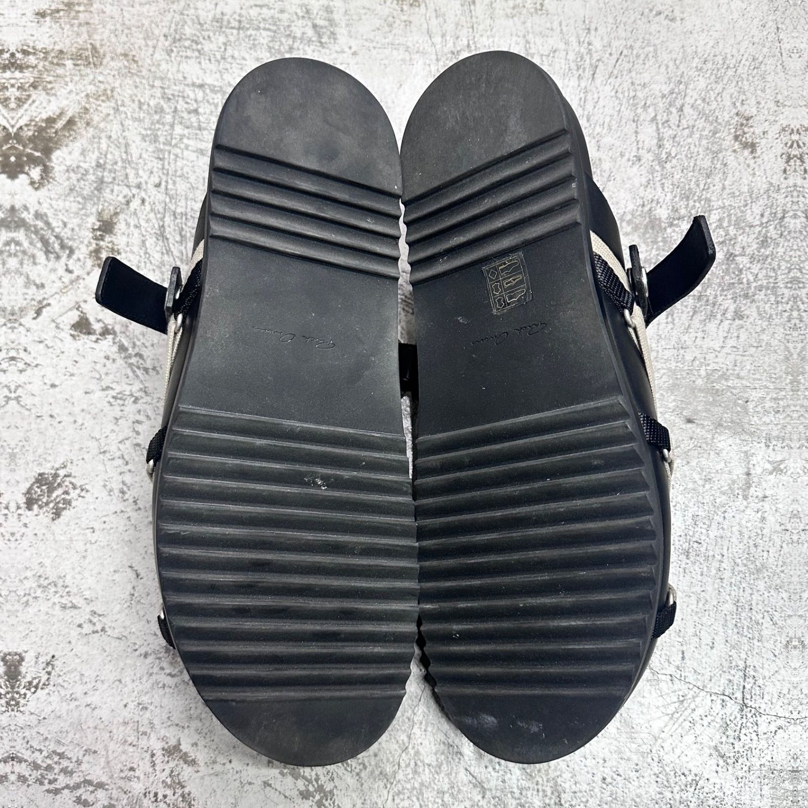 Rick Owens☆関税込☆グレインレザー メガレースミュール Rick Owens MEGALACED MULE メガレースミュール サンダル リック