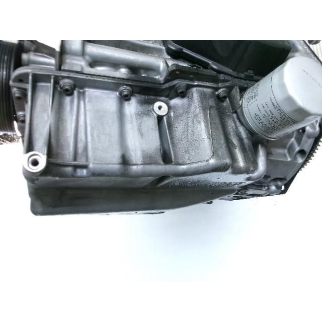 DBA-AUCJZ エンジン