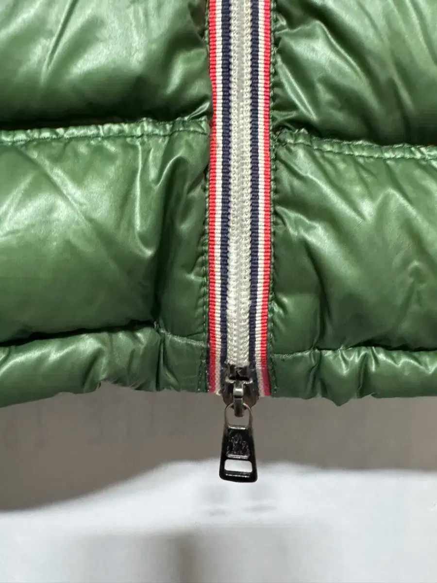 MONCLER モンクレール