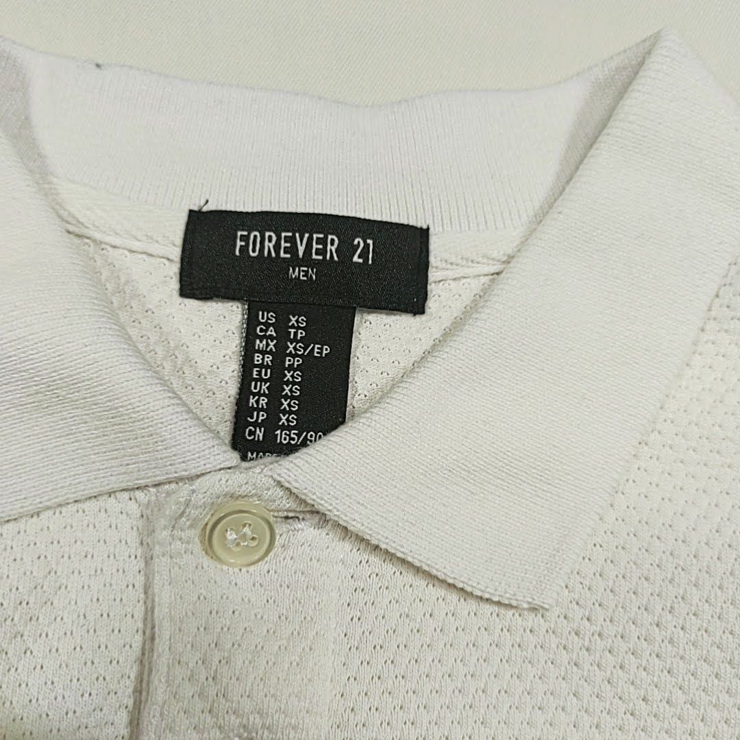 メンズ　FOREVER21　MEN　ポコポコ素材のホワイトポロシャツ　M-19