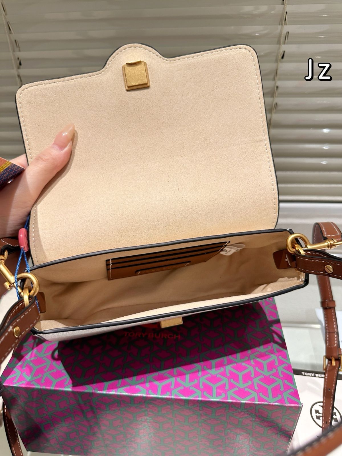 【極美品】【TORY BURCH】ビジネスバッグ　牛革　メンズ　レディース BLUE SINCERE トートバッグ メンズ 本革 大きめ ビジネス