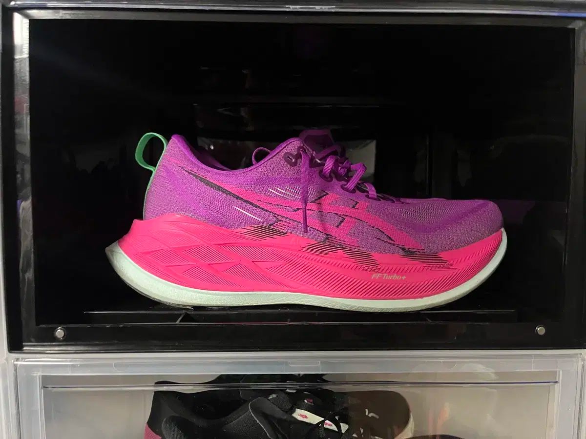 アシックス SUPERBLAST 2 麻 マゼンタ 275