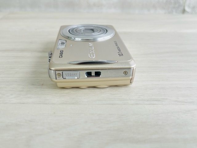 デジカメ 未使用品 カシオ CASIO EXILIM EX- Z270 CASIO EXILIM EX