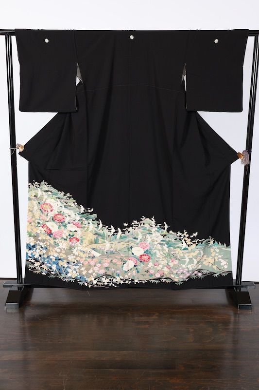 黒留袖 黒 朱 ひわ 緑 桜色 白 鶴 花 波 五つ紋マルニ梅鉢 京友禅 TT34