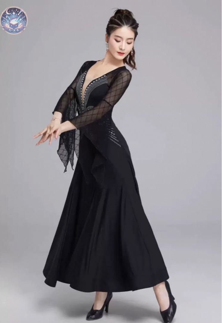 人気のスタンダード練習着ワンピース ストーン付きデザイン